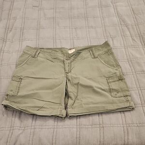 Mossimo Supply Co. Army Green Cargo Shorts Size 13!
